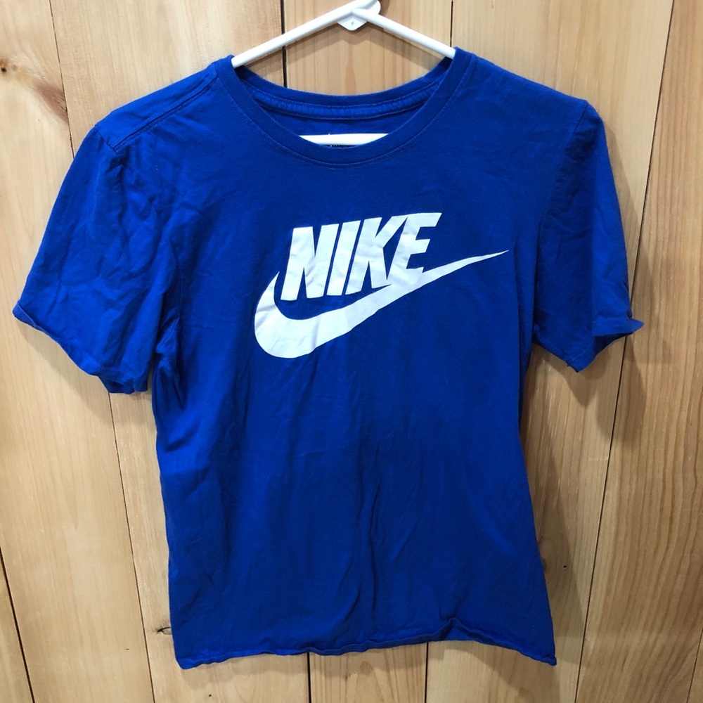 Nike Tee Athletic Cut T Shirt. - Picture 1 of 5